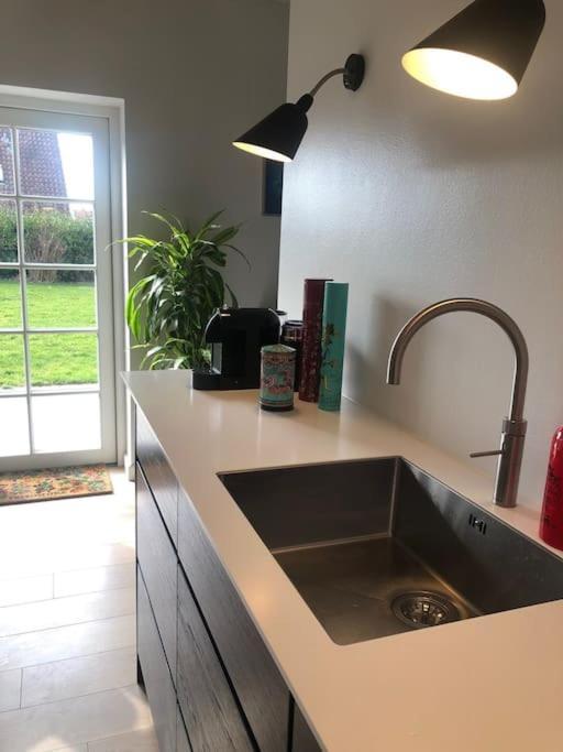 Cozy, Quiet Guest House Perfect For Business Or Pleasure Hillerød Dış mekan fotoğraf